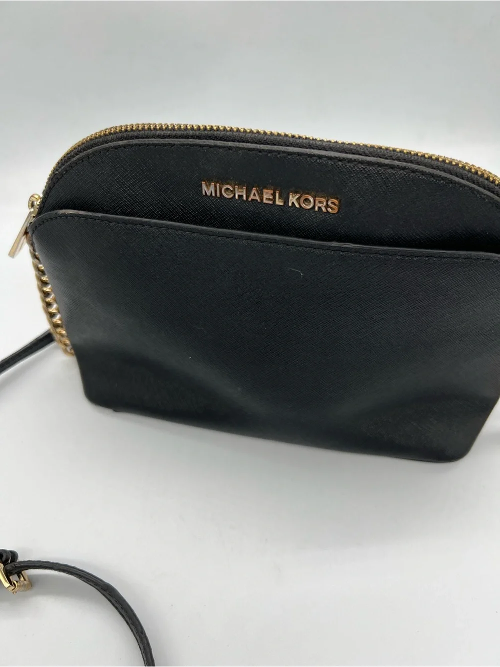 MICHAEL KORS Black Leather Crossbody with Gold Hardware